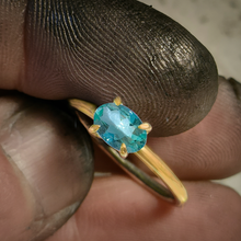 Carica l'immagine nel visualizzatore di Gallery, Modello Mariella