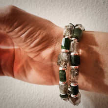 Carica l'immagine nel visualizzatore di Gallery, Bracciale due fili quarzo e giada