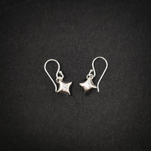 Carica l'immagine nel visualizzatore di Gallery, ORECCHINI STELLA