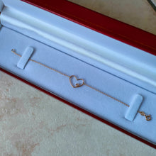 Carica l'immagine nel visualizzatore di Gallery, Bracciale cuore con diamante