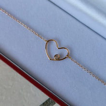 Carica l'immagine nel visualizzatore di Gallery, Bracciale cuore con diamante
