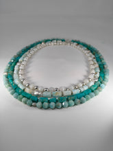 Carica l'immagine nel visualizzatore di Gallery, Collana 4 fili Azzurra