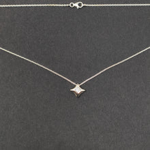 Carica l'immagine nel visualizzatore di Gallery, PUNTO LUCE STELLA