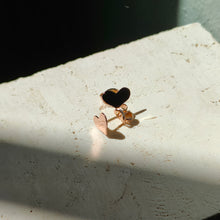 Carica l'immagine nel visualizzatore di Gallery, Orecchini cuore