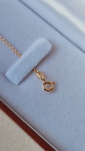 Carica e avvia il video nel visualizzatore di galleria, Bracciale cuore con diamante
